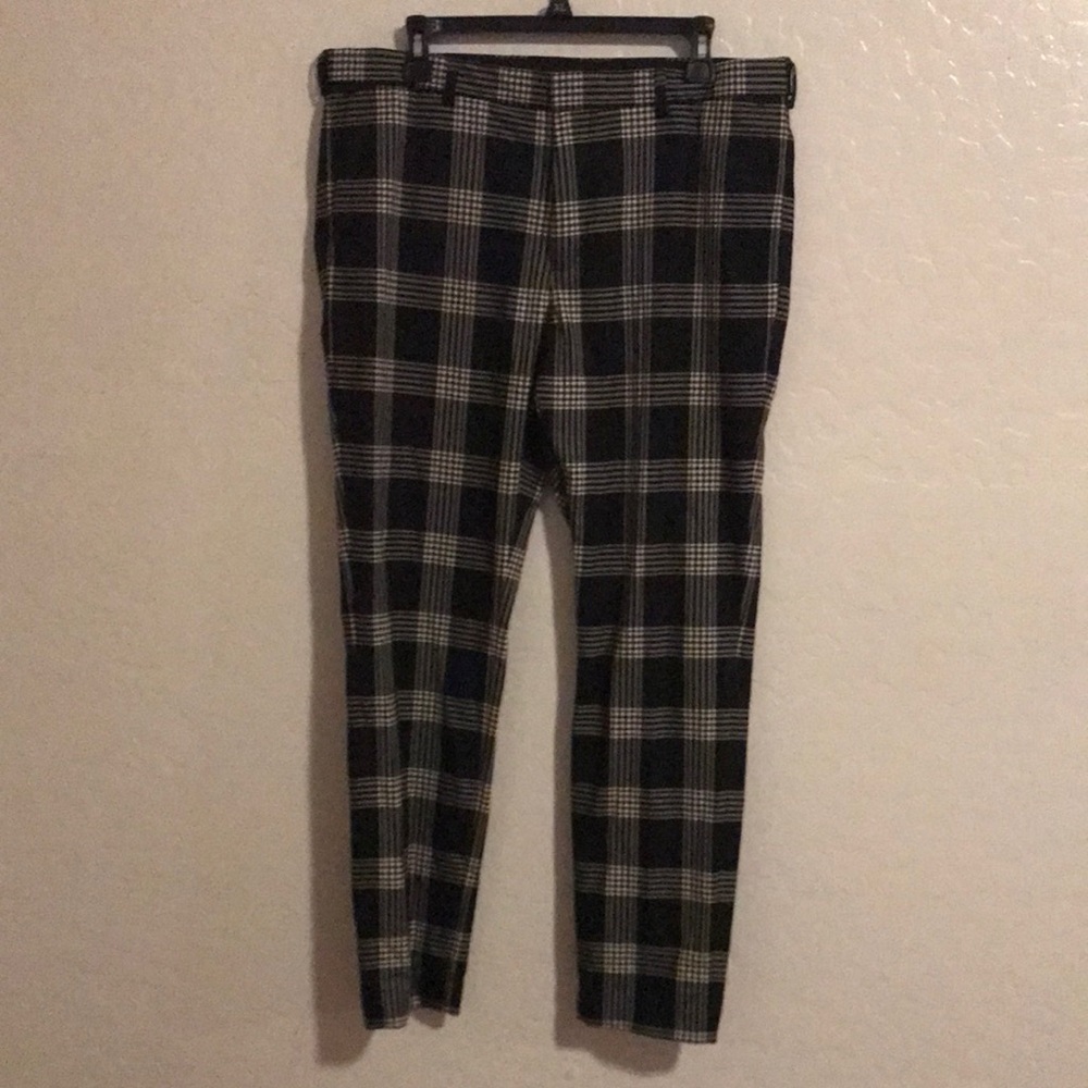 H&M Men's Checkered Pants in Black and White